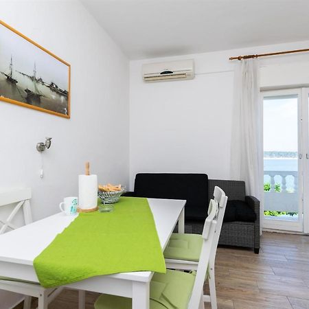 Apartments Biserka Barbat na Rabu Luaran gambar