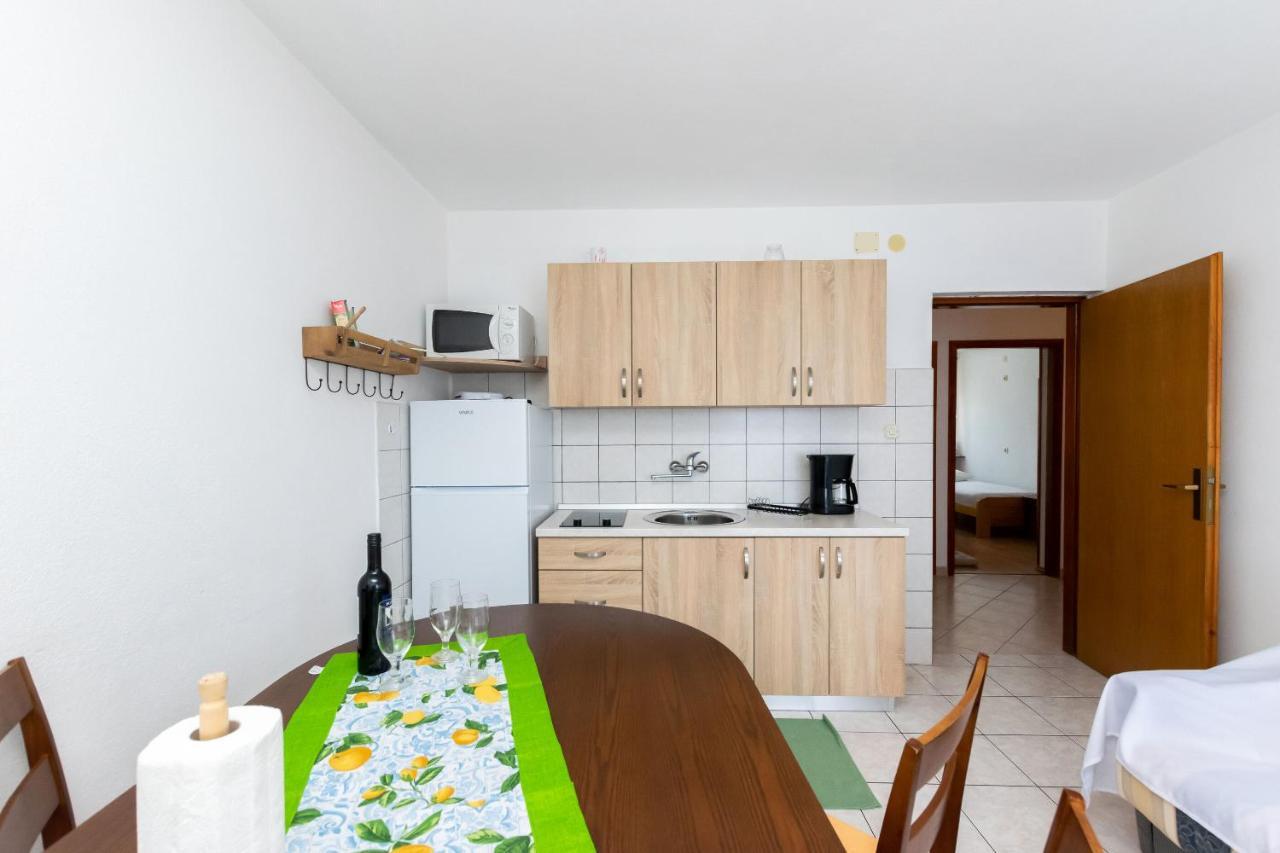 Apartments Biserka Barbat na Rabu Luaran gambar