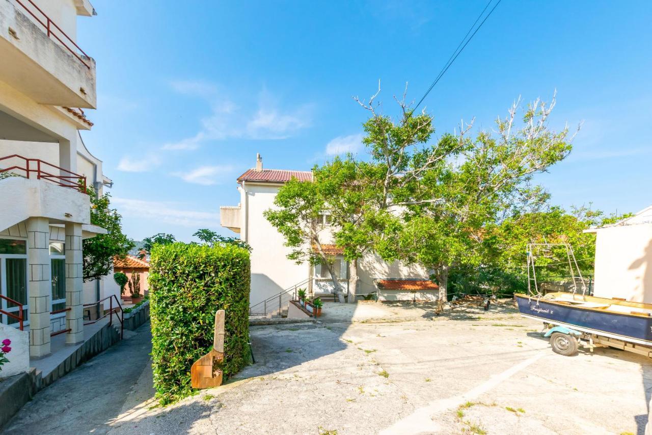 Apartments Biserka Barbat na Rabu Luaran gambar