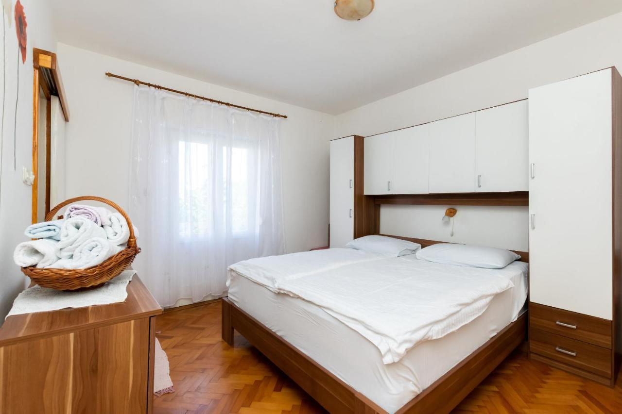 Apartments Biserka Barbat na Rabu Luaran gambar