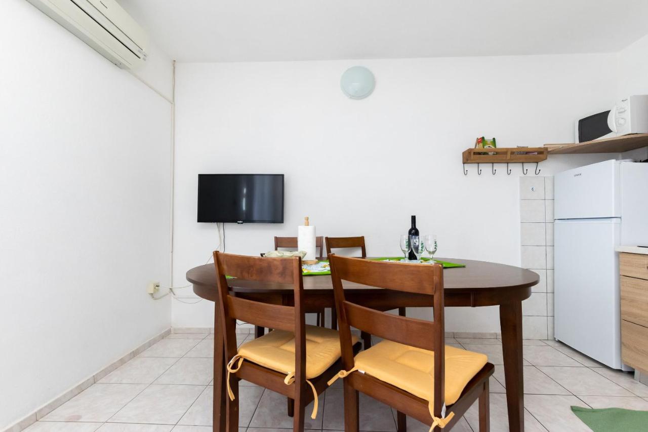 Apartments Biserka Barbat na Rabu Luaran gambar